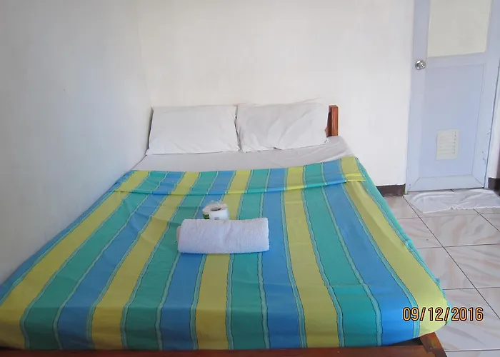 Mr. Kwiiz Resort *